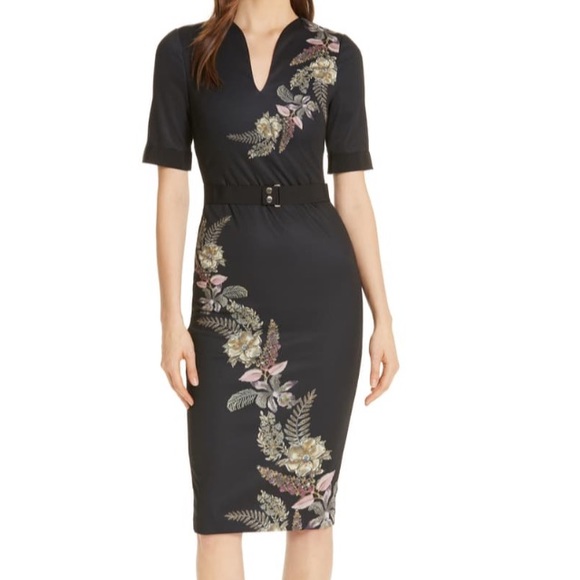 Ted Baker London Dresses & Skirts - Ted Baker Dollila Pirouette midi dress